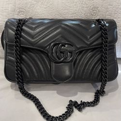Gucci Medium Shoulder Bag 