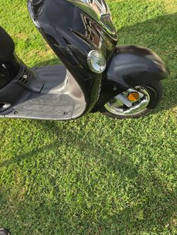 Wolf 49cc jet classic scooter
