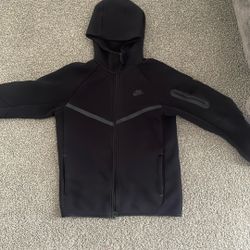 Nike Tech 