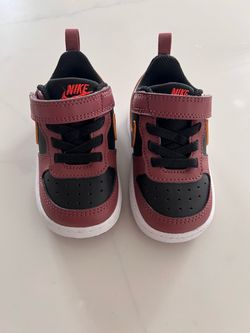 Toddler Nike court shoes