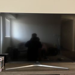 Flatscreen 55-inch Samsung TV