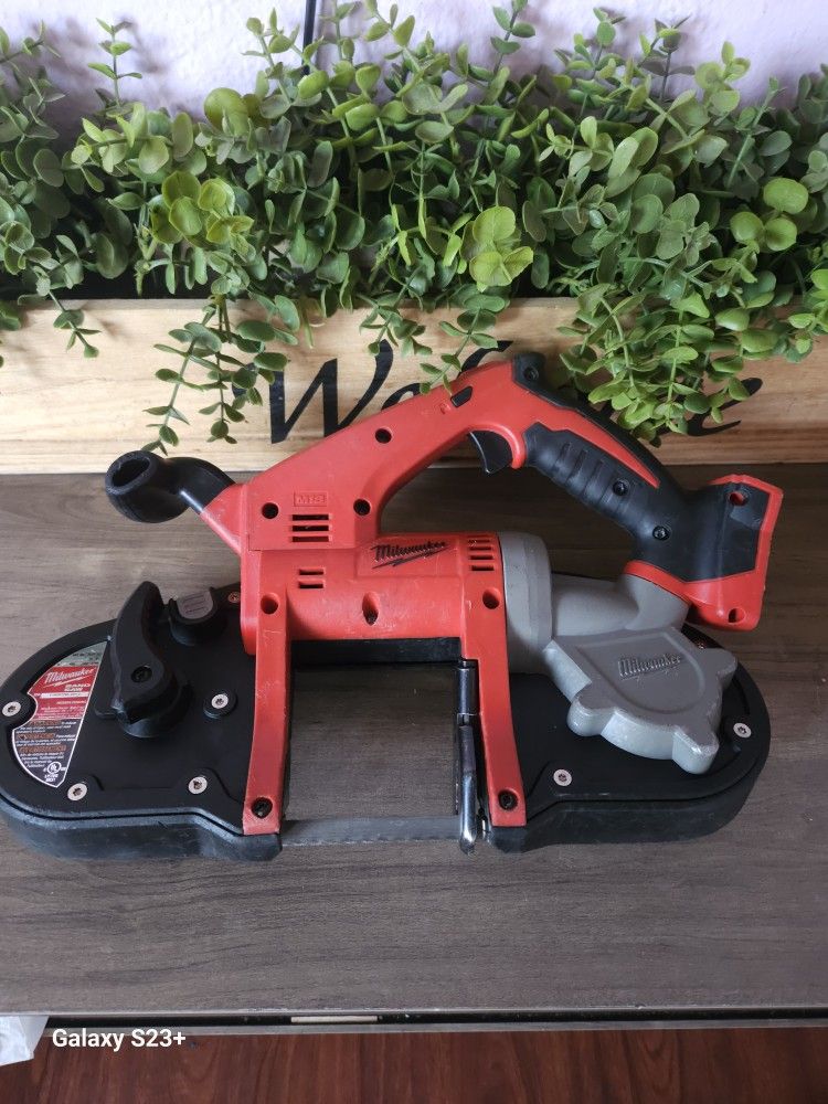 BandSaw Milwaukee 