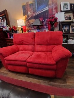 Reclining Loveseat