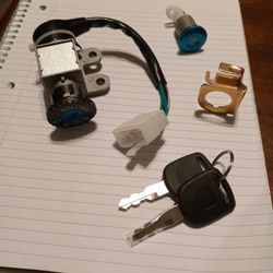 Scooter Ignition Switch Key Kit For 49cc, 50cc, 60cc, 72cc, 82cc, 125cc, And 150cc