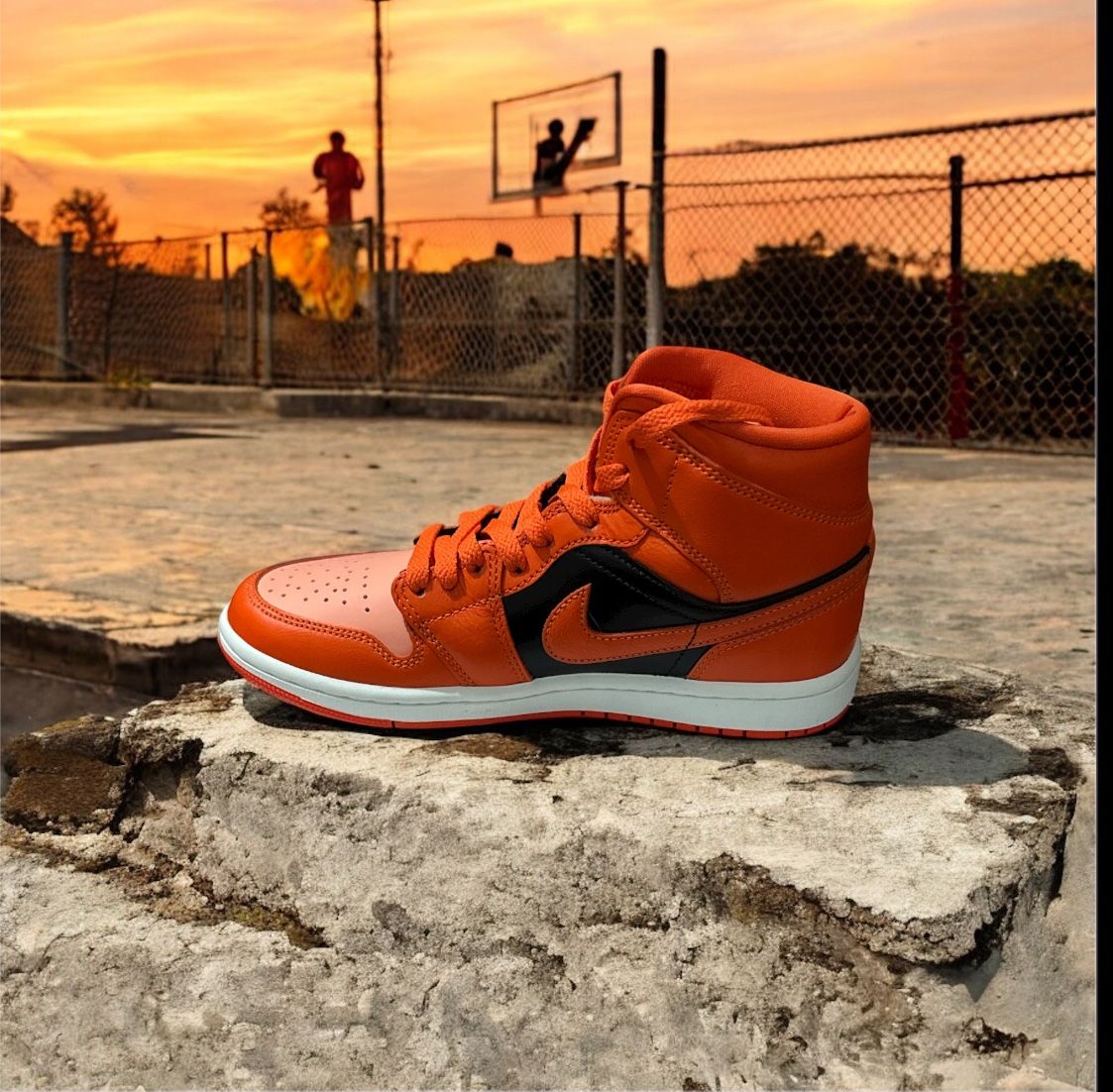 Women’s Air Jordan 1 Mid Orange 
