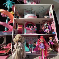 Complete LOL Surprise / OMG dollhouse bundle - fully loaded and ready to play
