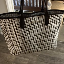 Lululemon Tote
