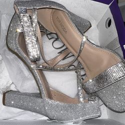 Silver Heels Only Been Used Once 