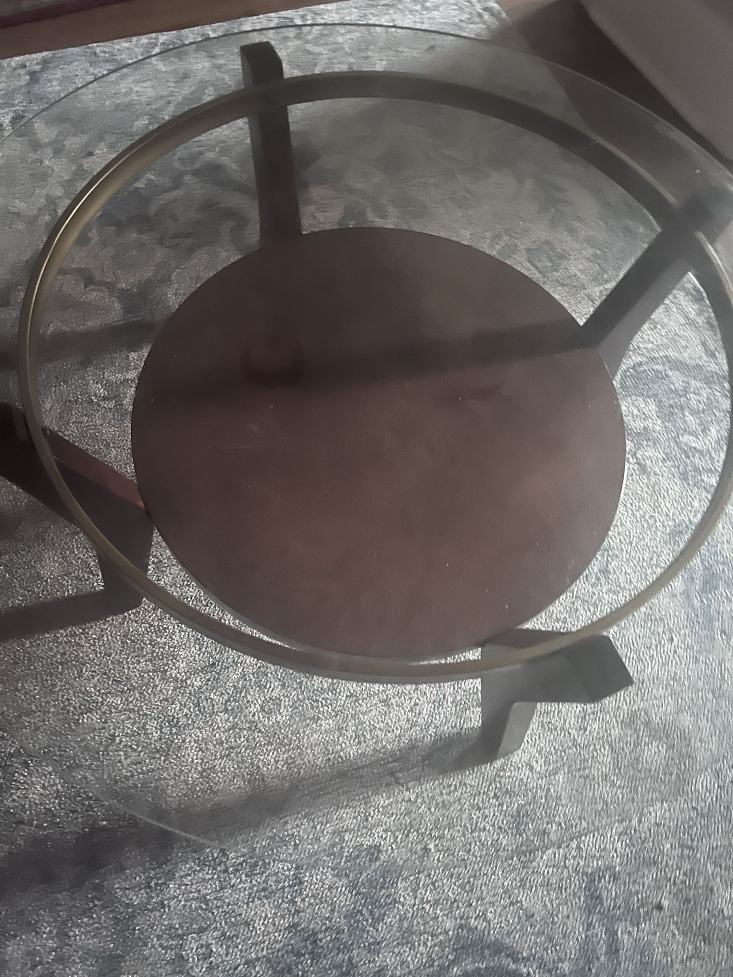 Round Table