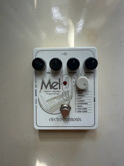 Electro-Harmonix Mel9 Tape Replay Machine Pedal