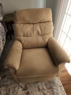 Rocker electric recliner