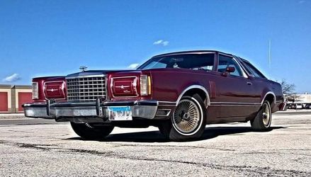 1979 Ford Thunderbird Town Landau