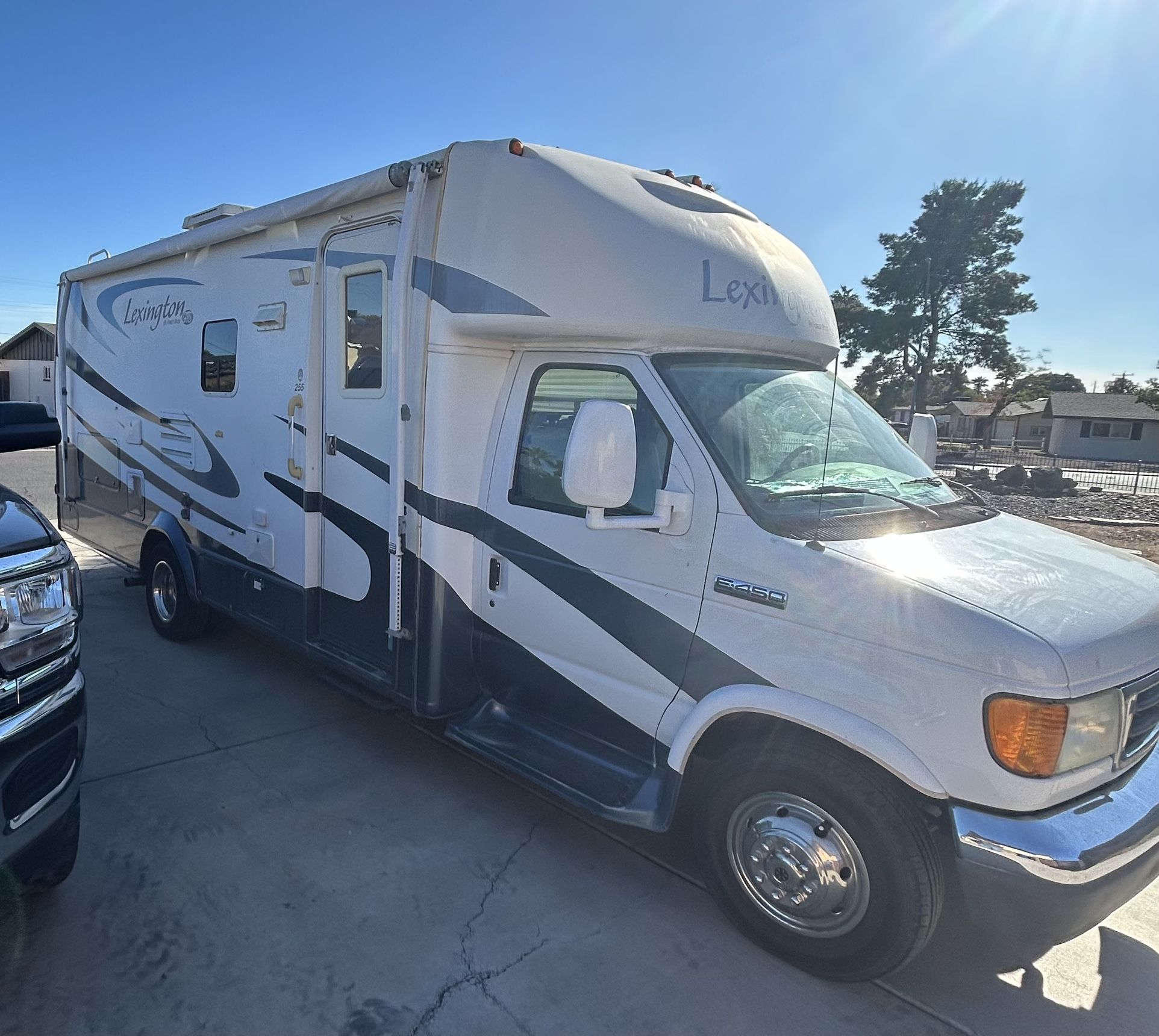 2007 Ford E-450 Super Duty E-450 Super Duty