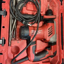 MILWAUKEE ROTARY HAMMER 