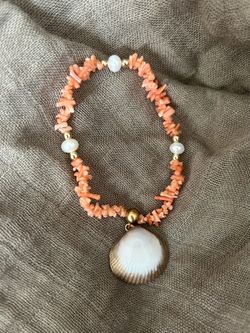 Natural Salmon Coral and seashell stretchy bracelet