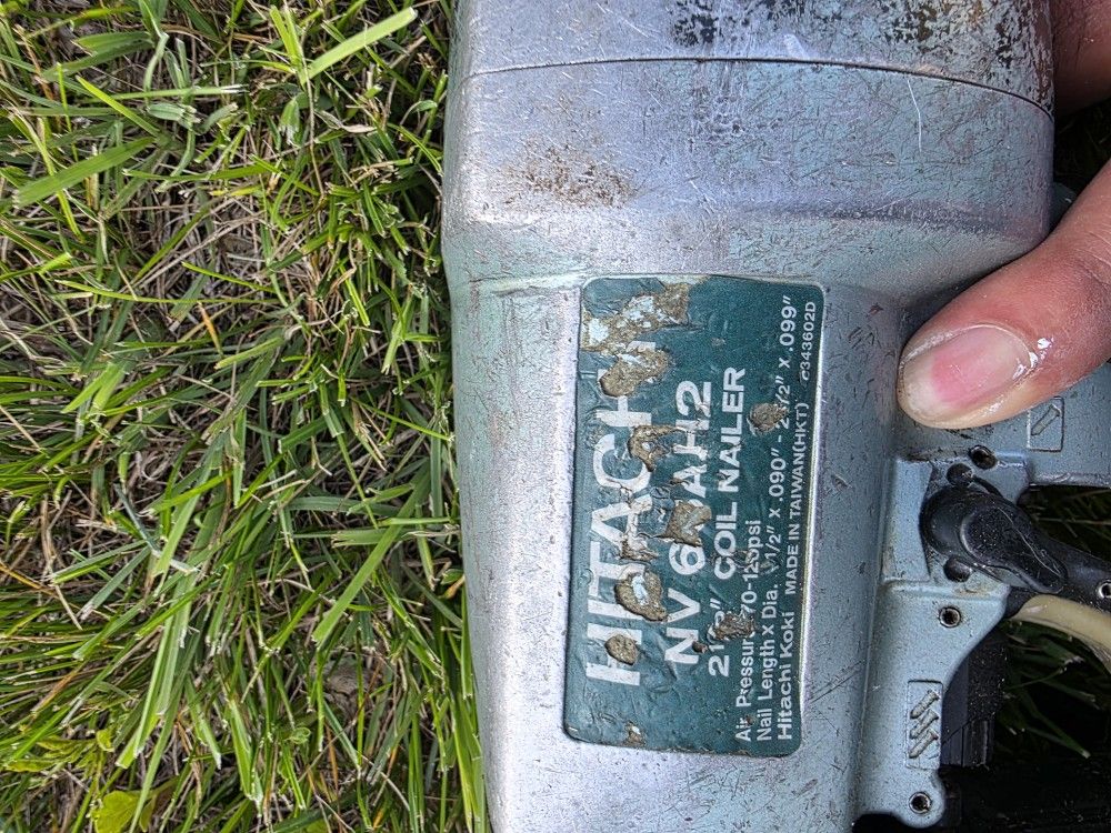 Hitachi Coil Nailer