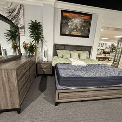 4 PC KING BEDROOM SET 