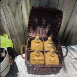 Picnic Basket with Flasks