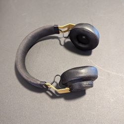 Jabra Wireless Over Ear Headphones 
