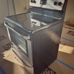 Frigidaire stove oven 30 inch (electric)