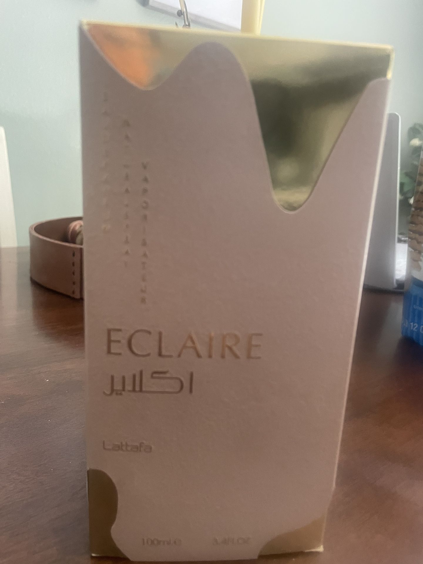 Lattafa Eclaire Perfume