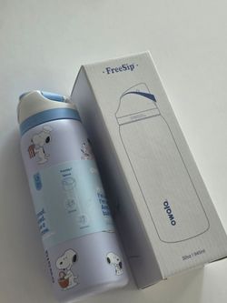 Snoppy owala 32 oz water bottle