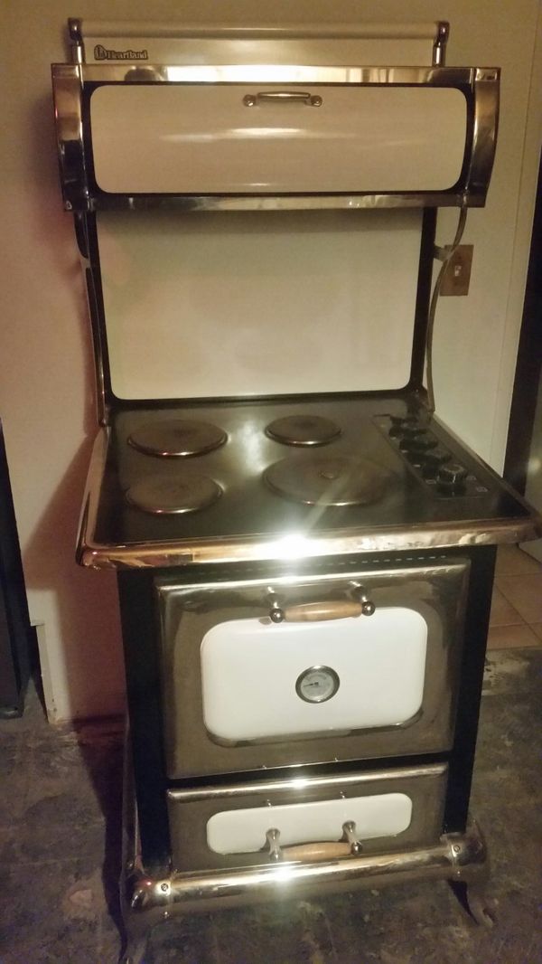 Heartland Antique Electric Oven for Sale in Gilbert, AZ OfferUp