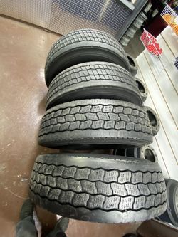Bridgestone 295/75/22.5