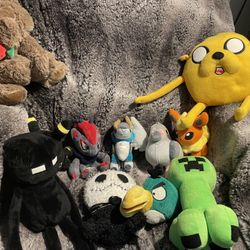 11 Lot Of Stuffed Animals 🧸 5 Pokémon 1 Jake The Dog 2 Mind Craft 6 