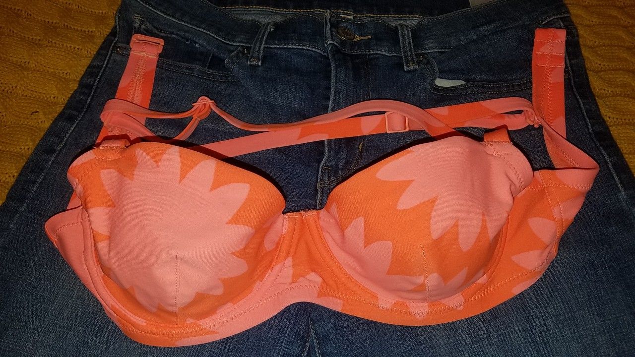 Levi shorts and bikini set.