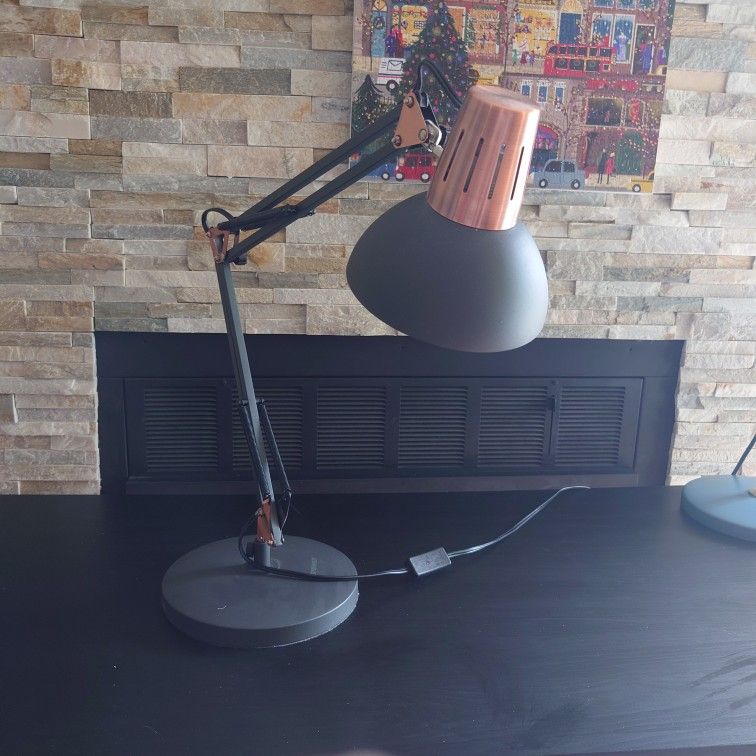 LEPOWER Adjustable Desk Lamp (Sand Black)