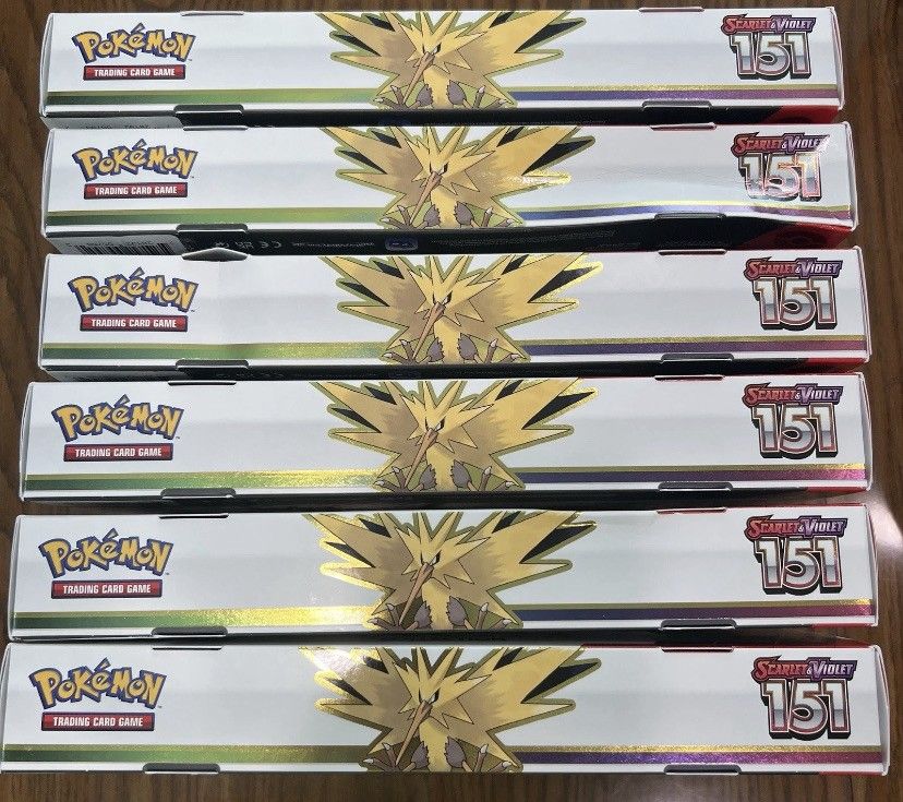 Pokémon TCG Scarlet & Violet-151 EX Zapdos Collection Boxes