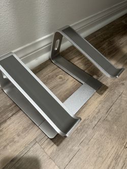 Laptop Stand