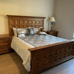 6 Piece Broyhill Mission Style King Bedroom Suite