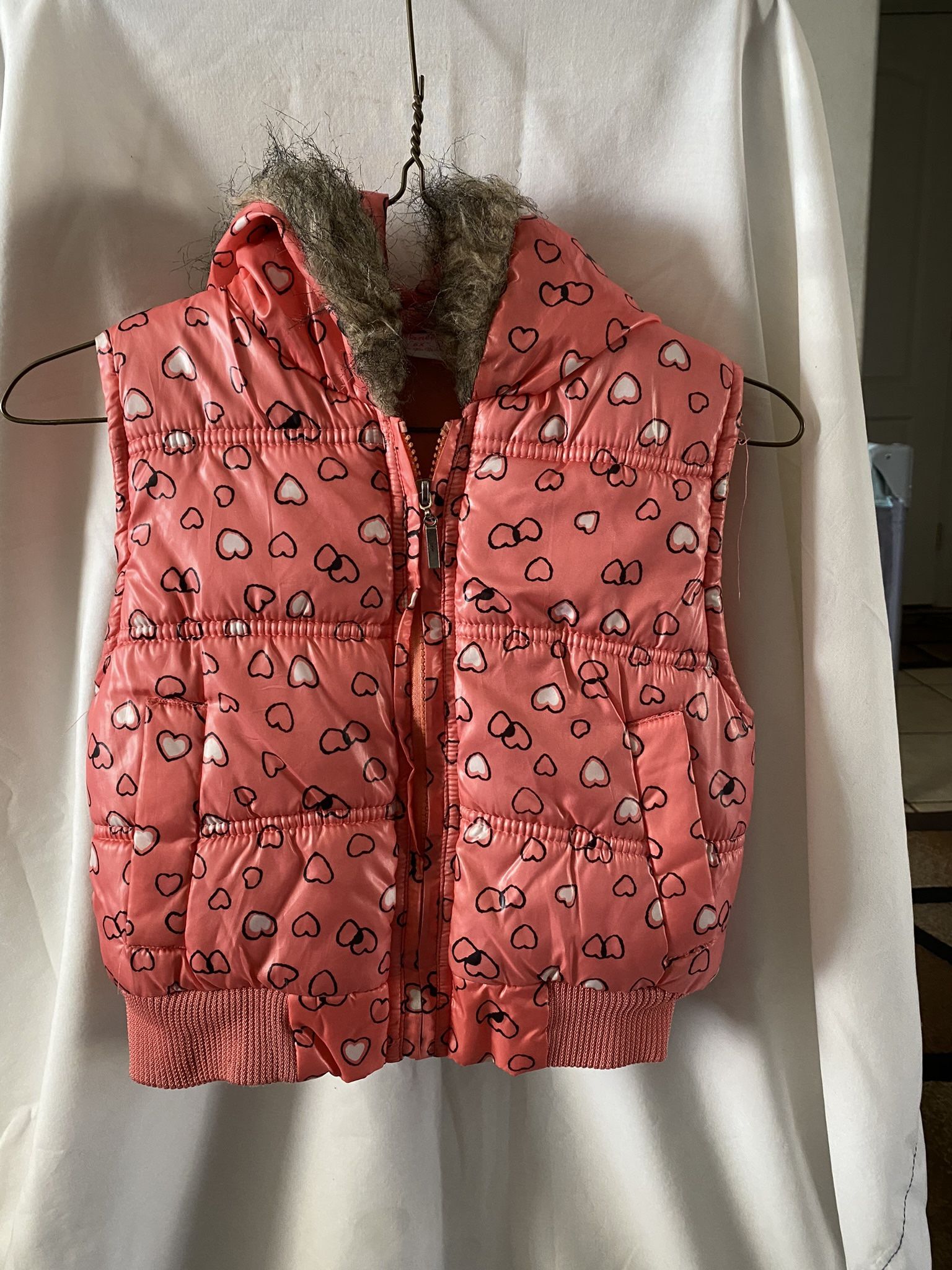 Girls Puffy Vest