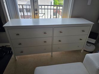 6-Drawer Dresser