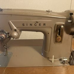 Antique Singer Sewing Machine 