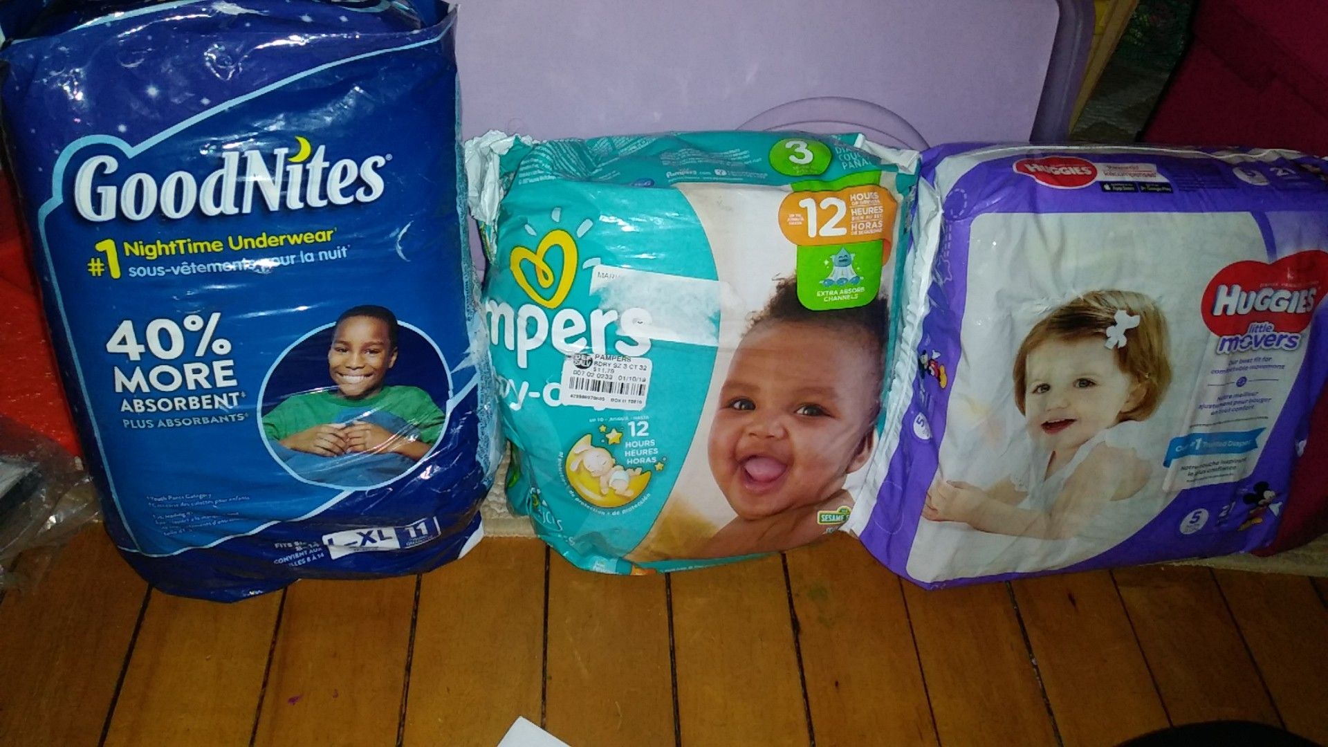 Babys and toddler diapers