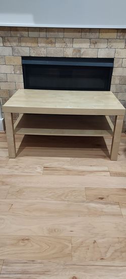 Coffee Table , Like New!