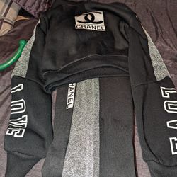 Ladies Clothing Brand New. Only Tried It On To Small