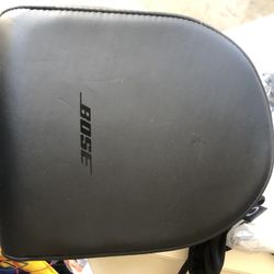Bose SoundTrue around-ear Headphones ll