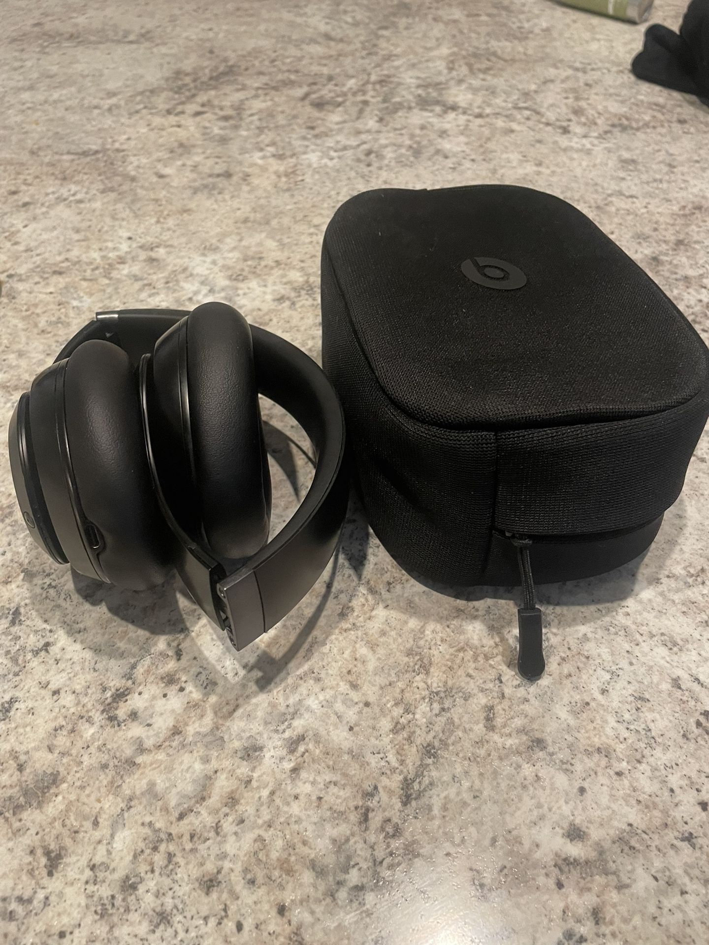 Beats studio pro