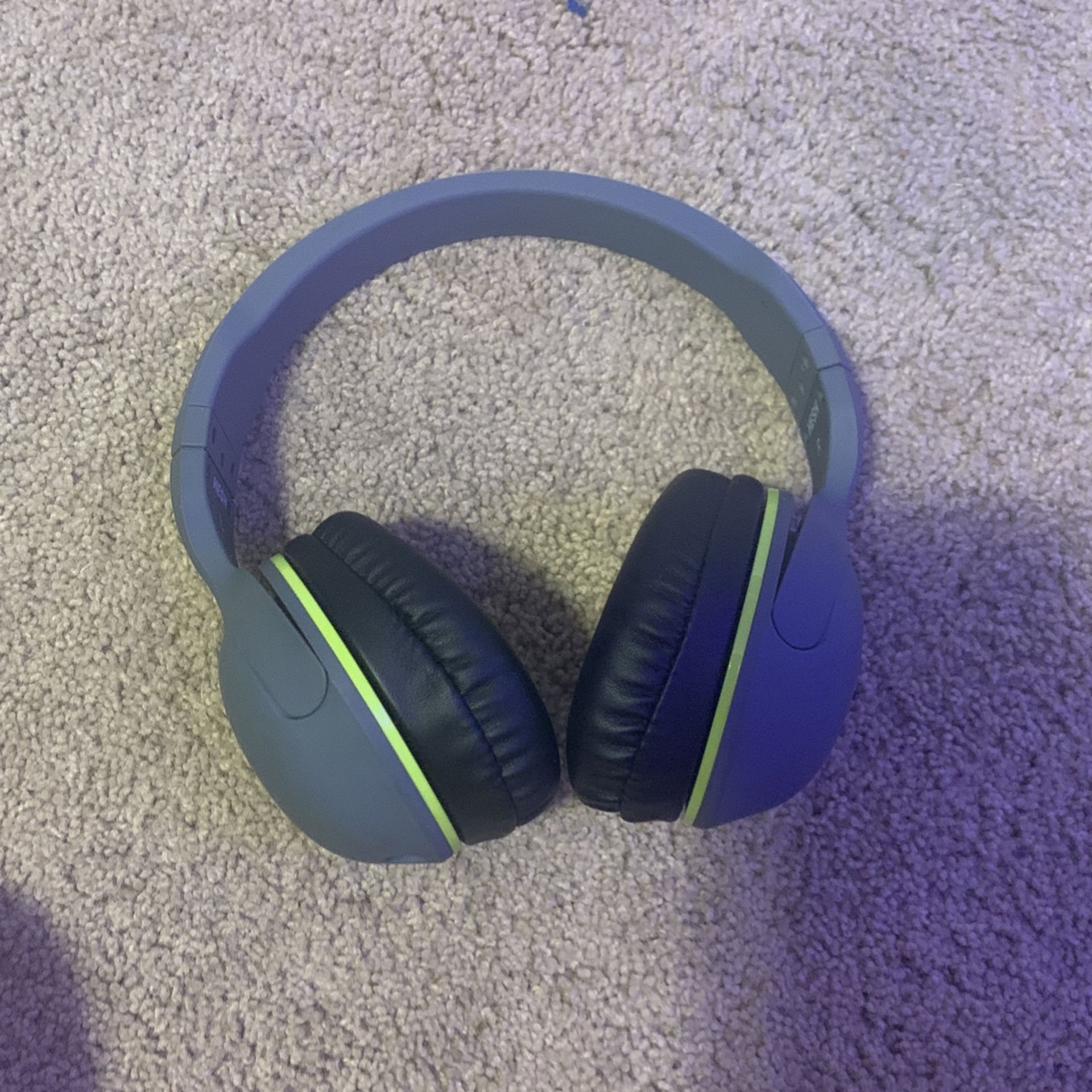Skullcandy headphones not wireless