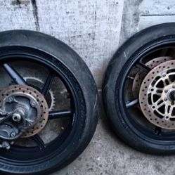 Yantas.  Contodo. Y Rines  