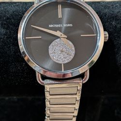 Micha,el Ko,rs Women's Po,rtia Silver- To,ne Wat,ch Mk3638