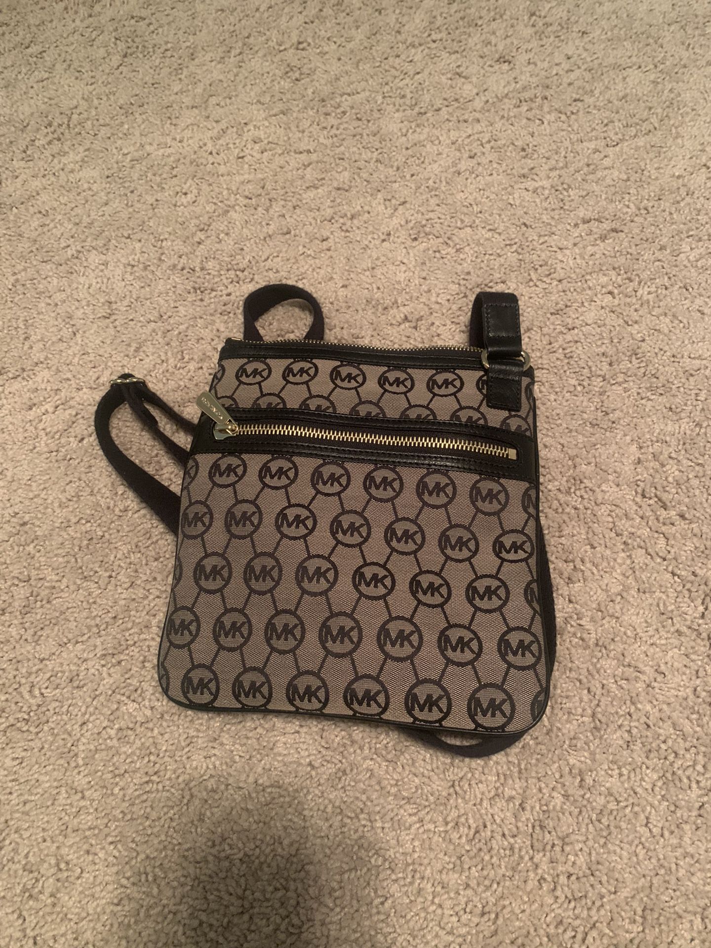 Michael Kors Crossbody Bag