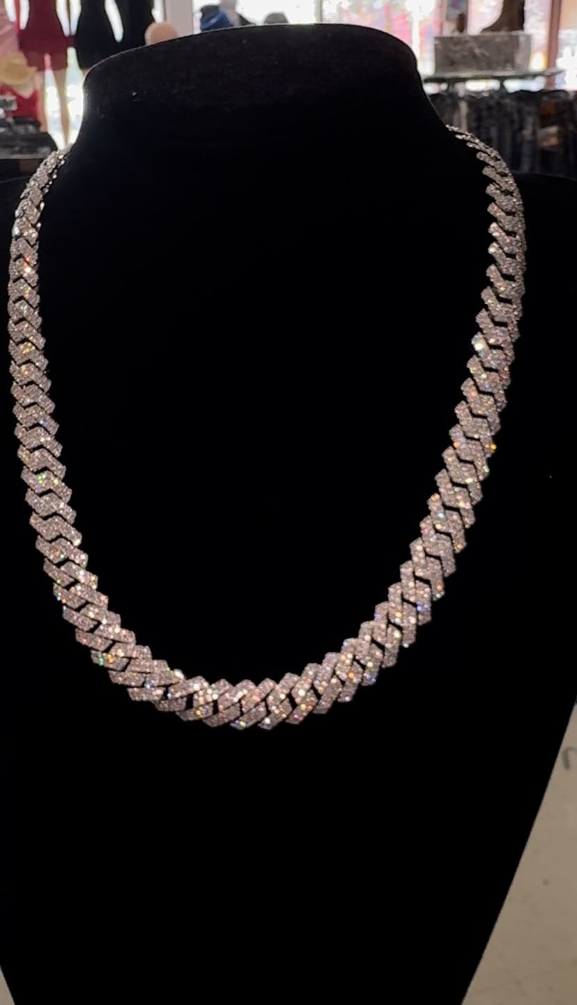 Moisanite Cuban Chain