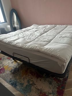 Mattress Firm King adjustable base with 14 inch memory foam copper mattress