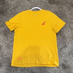 Nike Shirt Large 