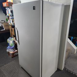 GE Stand Up Freezer